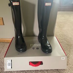 Hunter Glossy Black Rain Boots